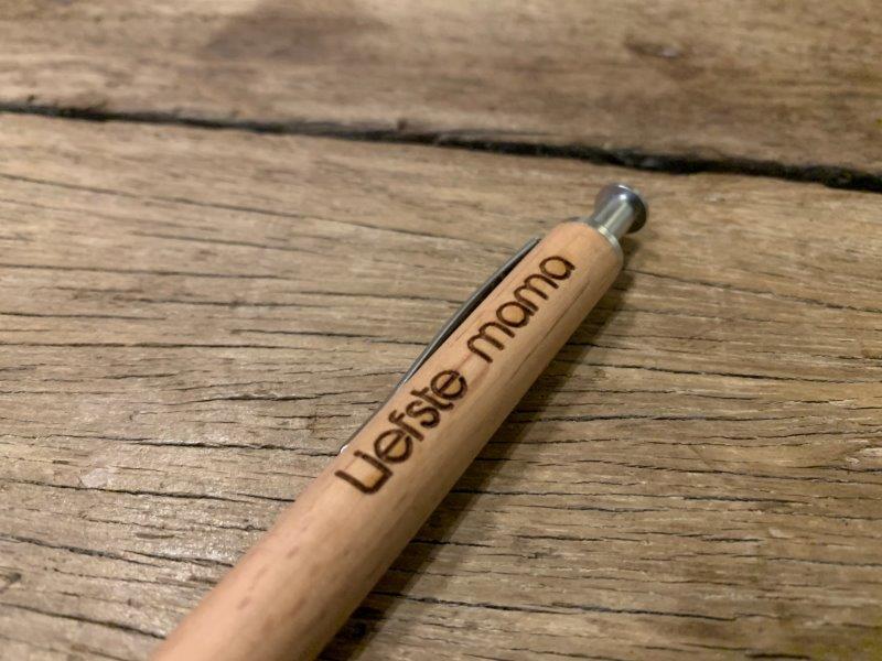 Houten pen met doosje