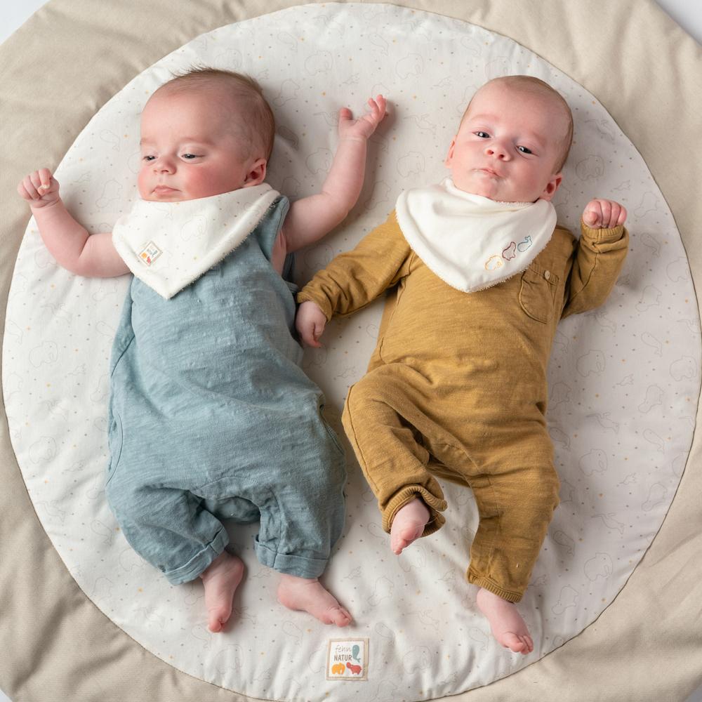 2 baby bandana's bio