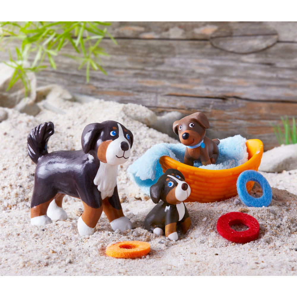 Little Friends - Hond Leika