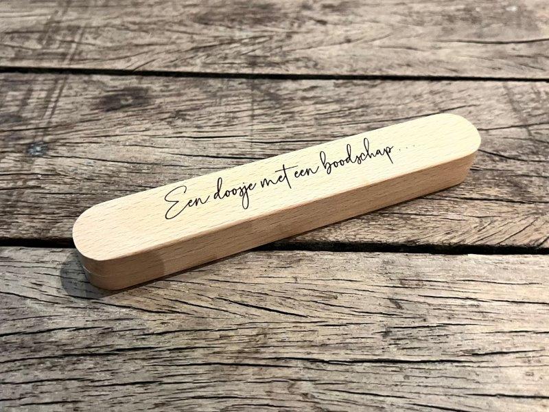 Houten pen met doosje